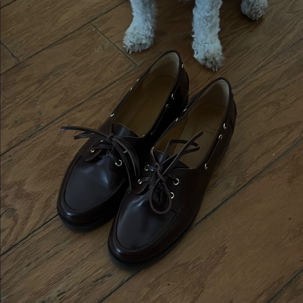 Sezane Classic Brown Leather Lace-Up Shoes